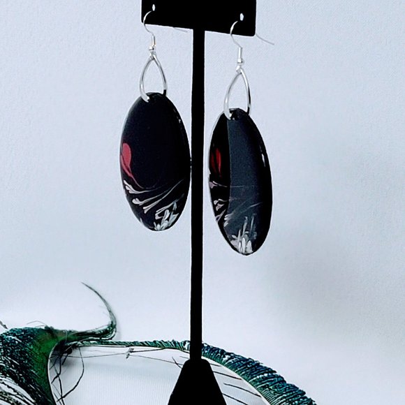 💞MBM Artist Series "Swept Hearts" Resin Earrings - Picture 3 of 9
